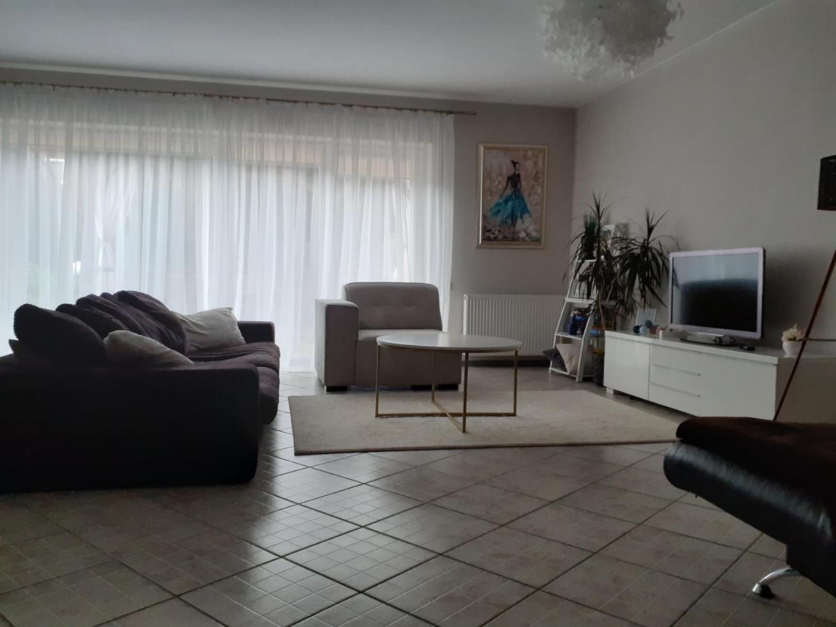 Apartments Near Old Town With Private Parking Kaunas Luaran gambar